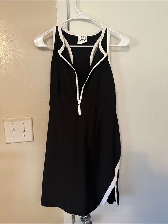 Sage Collective Dresses & Skirts - Black & White Zip-Front Racerback Dress